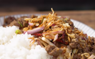 How to Make Authentic Thai Beef Larb at Home Like a Pro