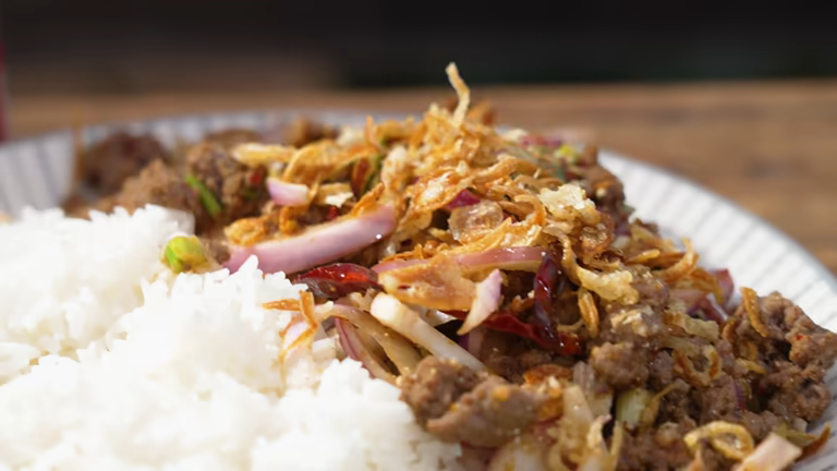 How to Make Authentic Thai Beef Larb at Home Like a Pro